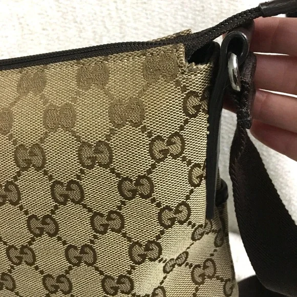 Authentic GUCCI unisex crossbody bag brown monogram canvas - Picture 9 of 15